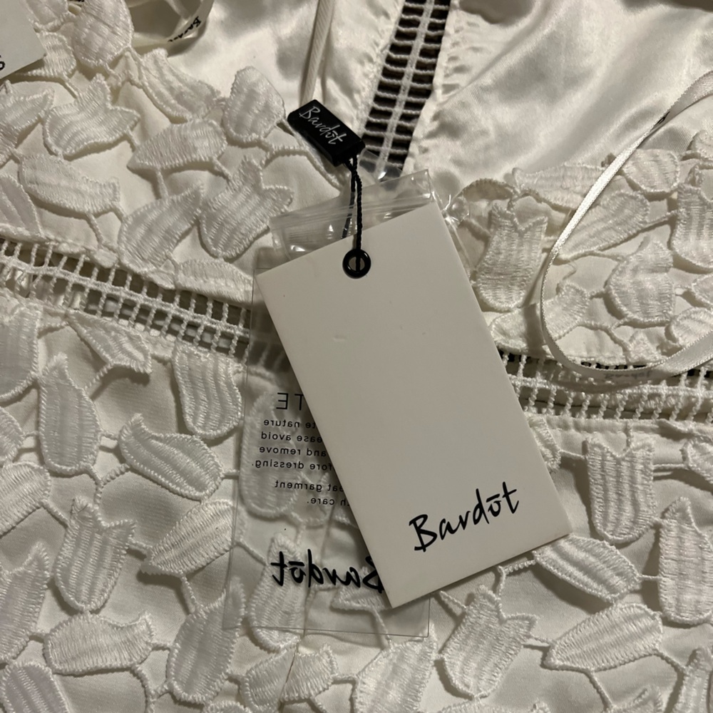 Bardot Gemma Midi Dress in White size 10 - NWT - Picture 5 of 7